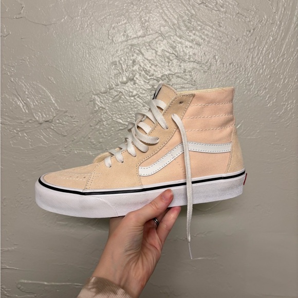 Vans Shoes - NEW VANS Sk8-HI Women’s 8.5 / Men’s 7